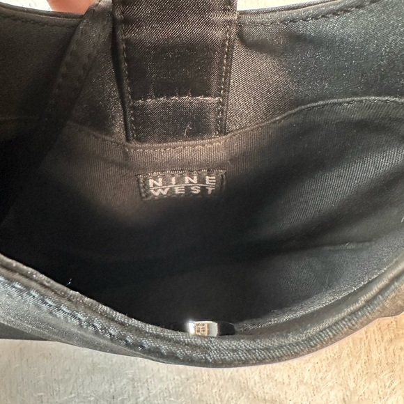 Vintage Nine West Black Triangular Shoulder Bag - Picture 8 of 11